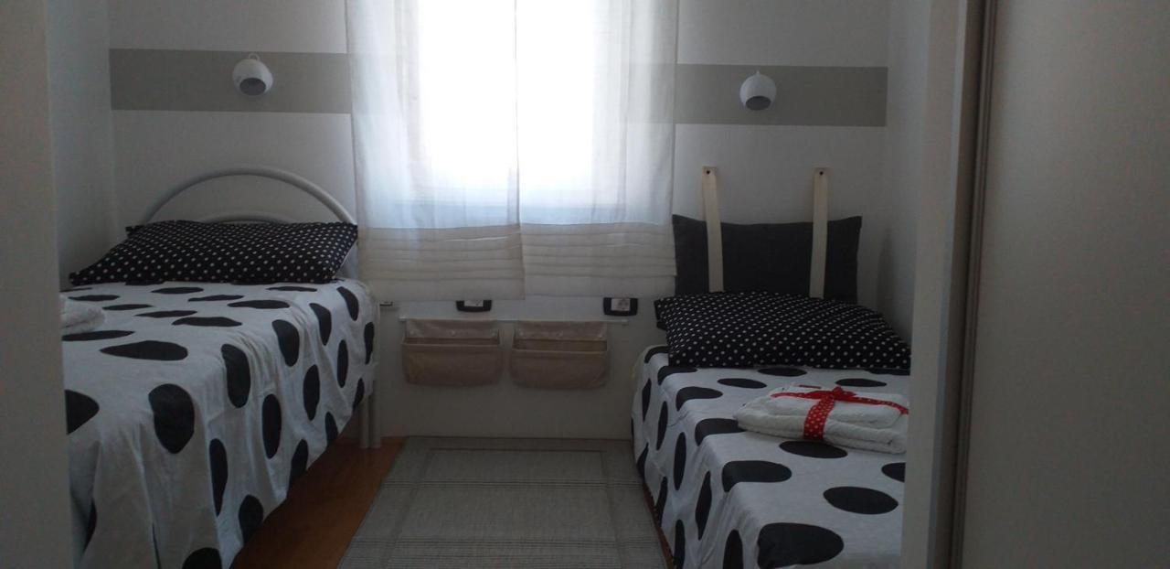 Apartment Winkler เซนญ์ ภายนอก รูปภาพ