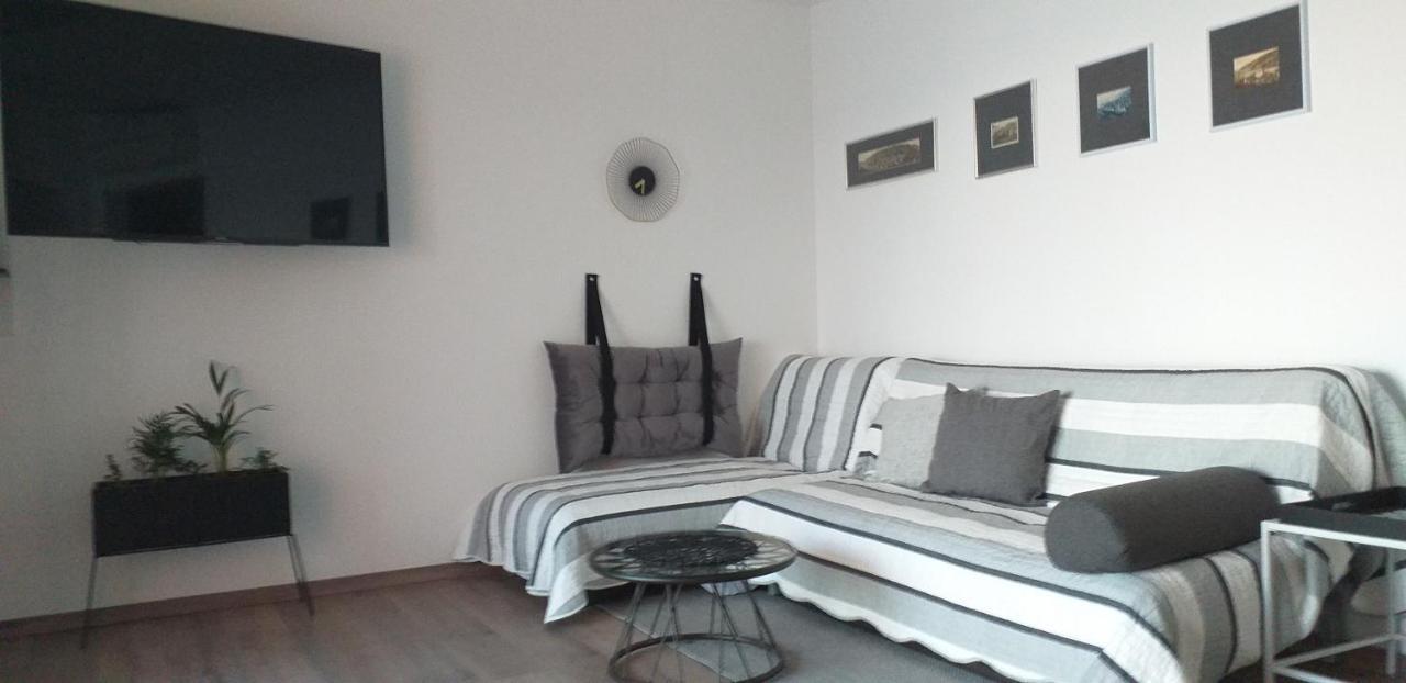 Apartment Winkler เซนญ์ ภายนอก รูปภาพ